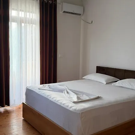Apartment Cozy Little House Livadhe2 Shkoder