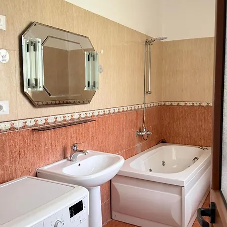 Apartment Cozy Little House Livadhe2 *