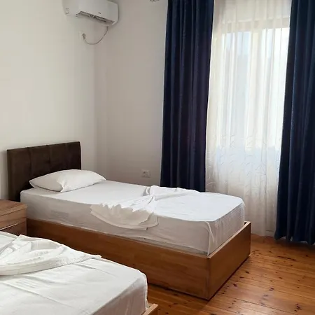 Cozy Little House Livadhe2 Apartment Shkoder