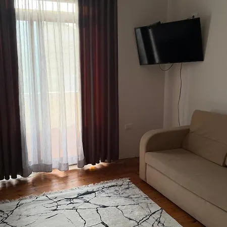 Cozy Little House Livadhe2 Apartment Shkodra