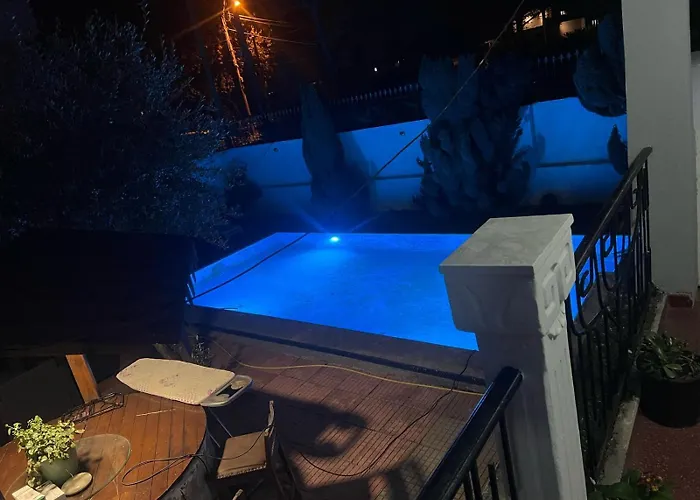 Cozy Little House * شكودر