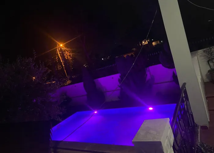 Cozy Little House * شكودر